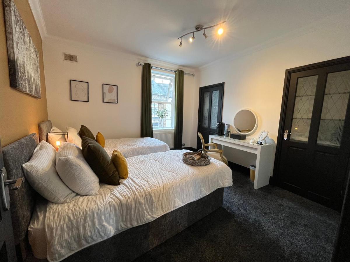 Contemporary & Chic Inner Terrace 5 Mins From Barnsley Town Centre Екстер'єр фото
