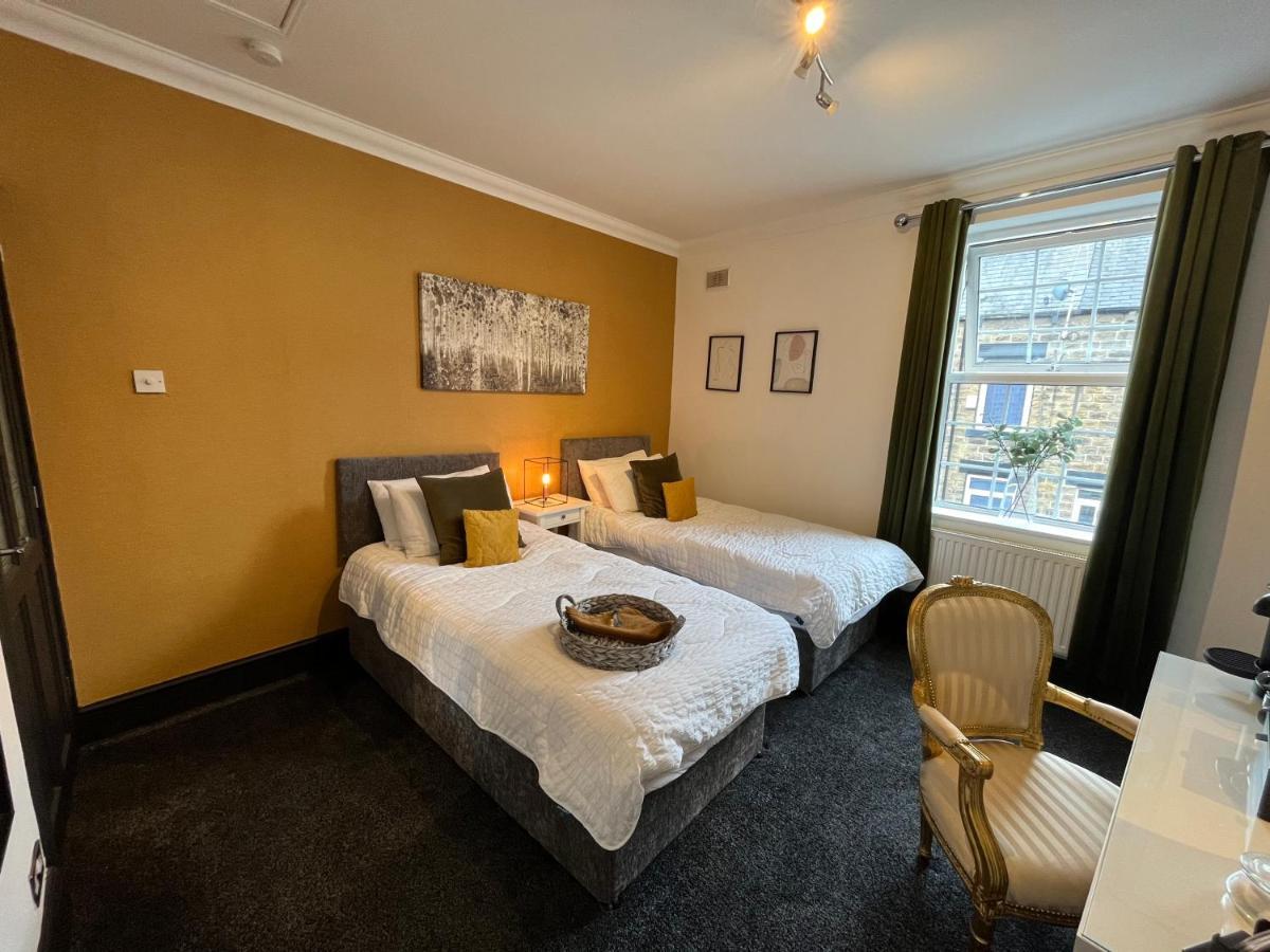 Contemporary & Chic Inner Terrace 5 Mins From Barnsley Town Centre Екстер'єр фото